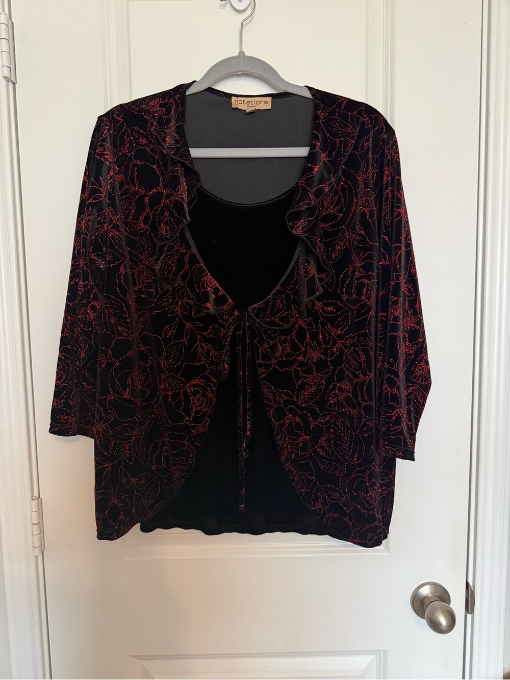 Notations Woman Black with Red Glitter Rose Floral Print Velvet Blouse